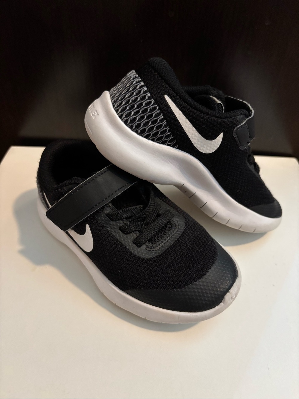 Nike Kids Flex Evolution Black and White Velcro Athletic Sneakers